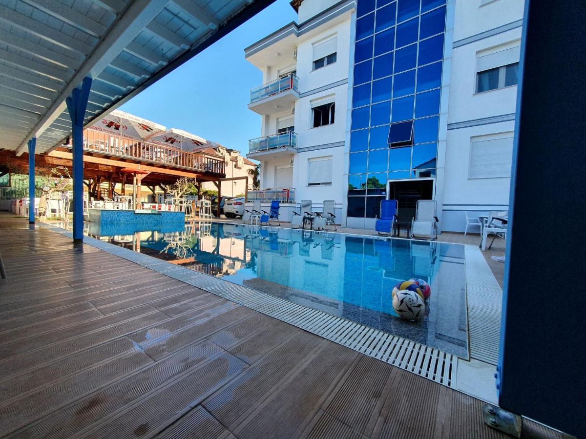 Brian Hotel Velipoje Exterior photo